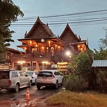 סוקותאי บ้านเรือนไทยมะลิเมืองเก่า מראה חיצוני תמונה